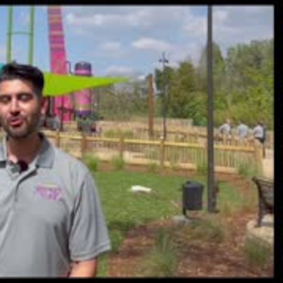 Serengeti Flyer es la nueva atracción de Busch Gardens en Tampa, Florida.