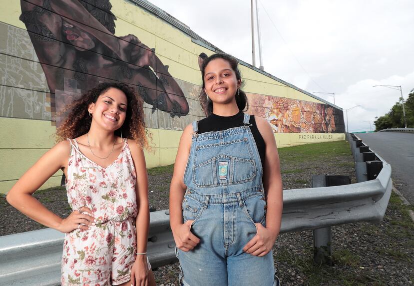 Las integrantes del colectivo Moriviví, que trabaja el arte del muralismo, invertirán la beca para adquirir materiales y tener su propio taller. (GFR Media)