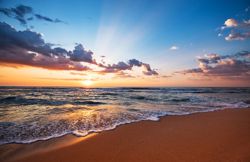 Atardecer desde una playa.