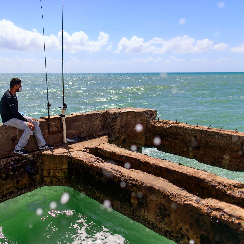 Consciente de estas condiciones, la organización sin fines de lucro PECES (Programa de Educación Comunal de Entrega y Servicio), estableció en febrero de 2020 el Programa de Pesca Artesanal para ofrecer capacitación empresarial y técnica, indicó su coordinadora Jeniffer Negrón.