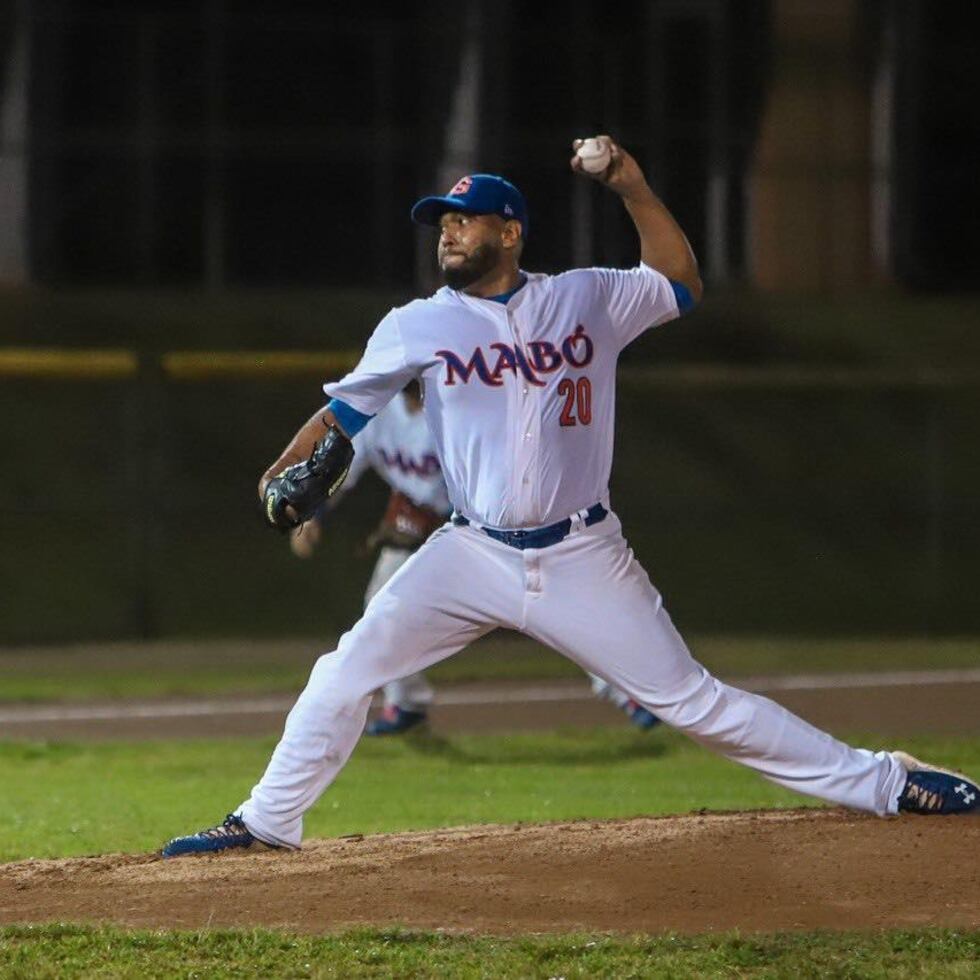 El zurdo Héctor Hernández se apuntó el triunfo de los Mets de Guaynabo sobre Cataño en el tercer partido de la serie.