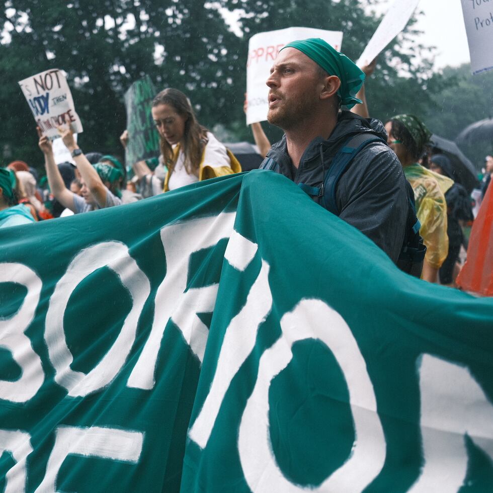 Imagen de archivo de una manifestación en contra de las prohibiciones del aborto.