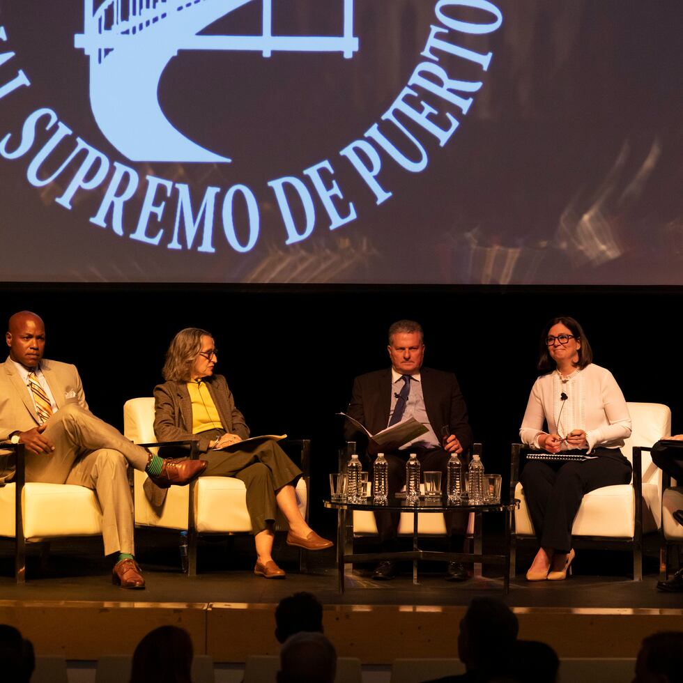 El respeto a las leyes, la empatía, el diálogo incluso en desacuerdos, la responsabilidad y la solidaridad fueron algunas características de civismo destacadas durante el conversatorio.