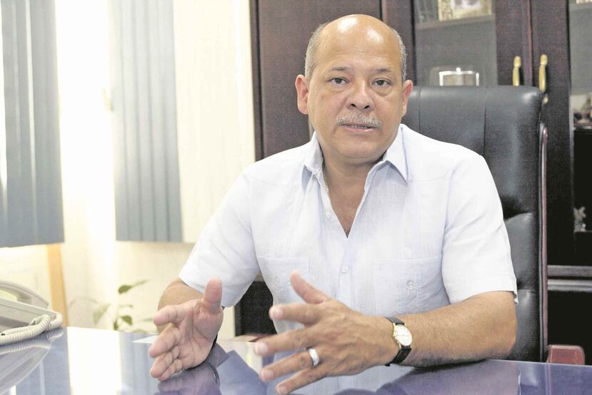 El alcalde de Camuy prometió no cobrar más de $5,000 mensuales mientras permanezca en el cargo. (Archivo / GFR Media)