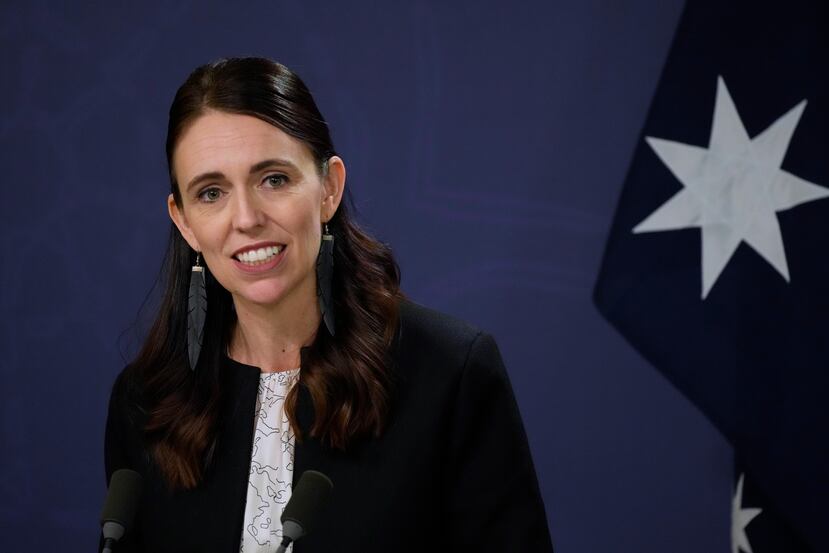 Imagen de archivo de la primera ministra de Nueva Zelanda, Jacinda Ardern, durante una conferencia de prensa.