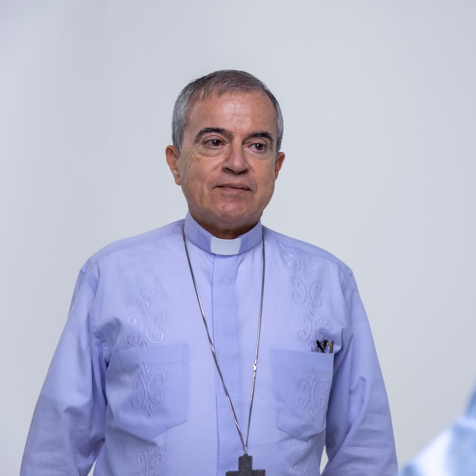 Monseñor Roberto O. González Nieves cumplió 23 años de arzobispado.