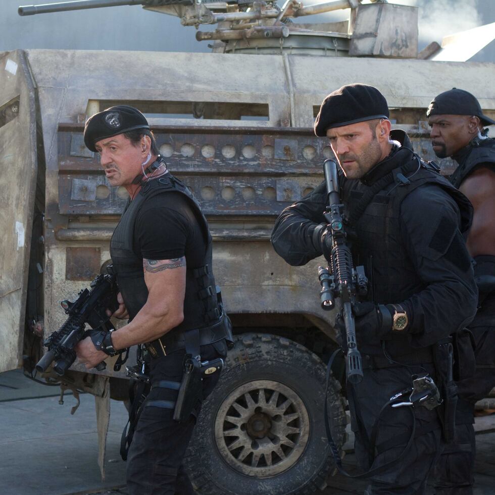 Sylvester Stallone,  Jason Statham y Terry Crews en una escena de "The Expendables 2".  Photo credit: Frank Masi