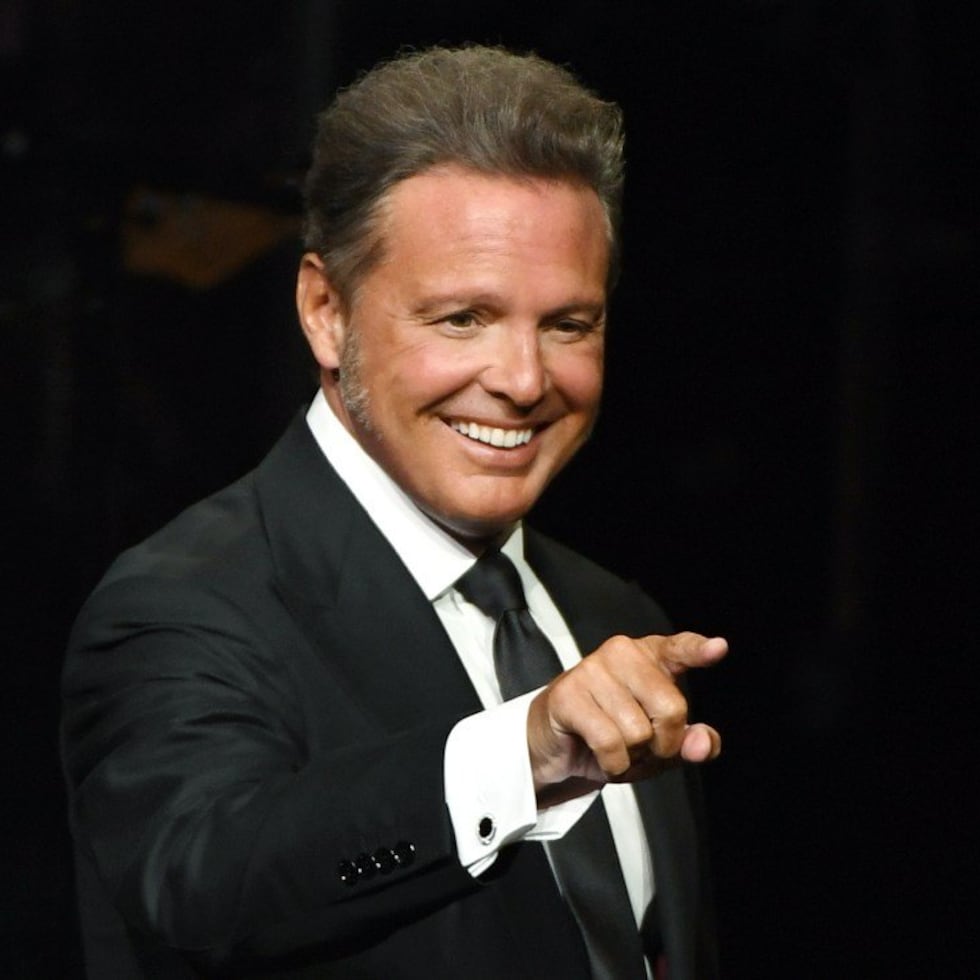 El cantante Luis Miguel cumple 40 años de trayectoria musical.