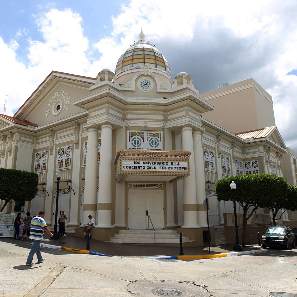 2  DE MARZO DEL 2012, SAN JUAN , SAN JUAN MAYAGUEZ,VISITA AL PUEBLO DE MAYAGUEZ PARA REPORTAJE ESPECIAL RADIOGRAFIA 2012,CON RELACION A LAS ELECCIONES 2012 EN LA FOTO TEATRO YAGUEZ 

FOTO POR << JUAN ANGEL ALICEA MERCADO>><<EL NUEVO DIA >> 