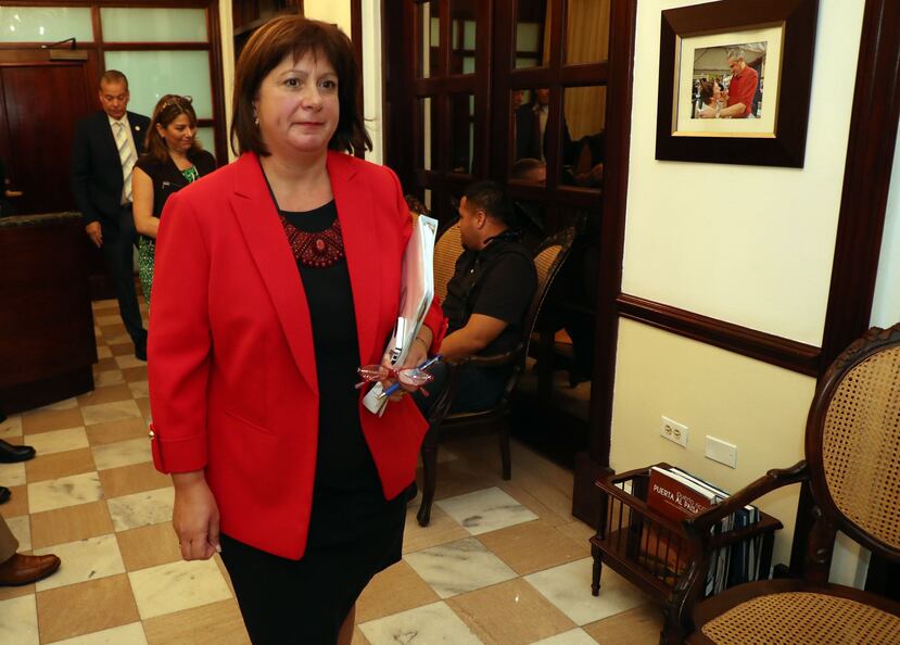 Natalie Jaresko se reunió hoy con el caucus de los senadores del Partido Nuevo Progresista en el Capitolio.