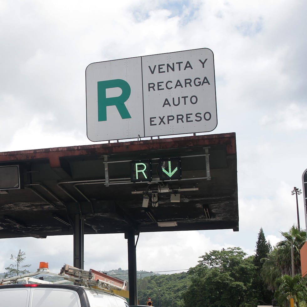 Foto de archivo de una estación de recarga del AutoExpreso.