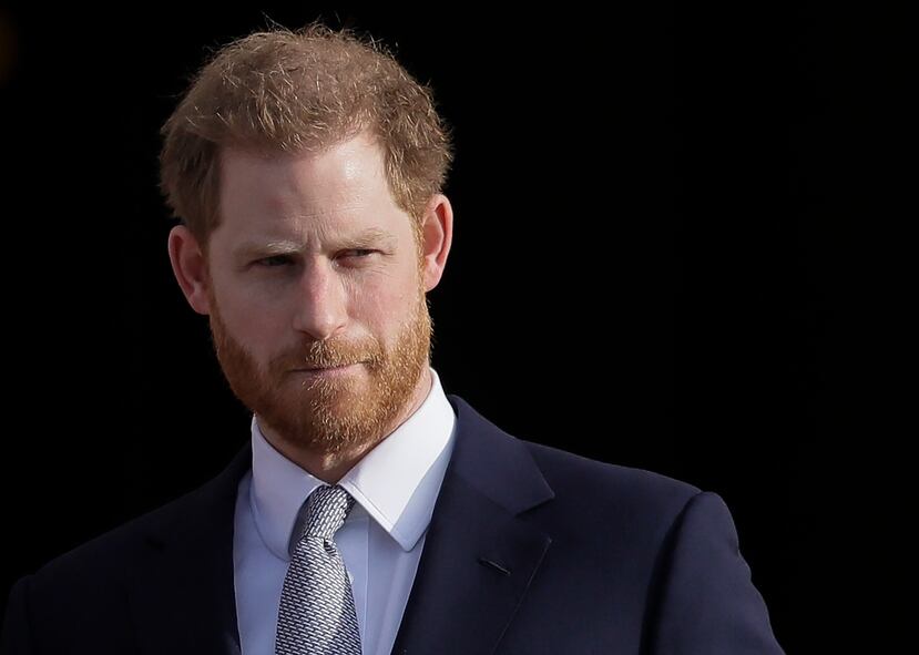 Cuando terminó la ceremonia en homenaje a Lady Di en Londres, el príncipe Harry regresó de urgencia a California. (Foto: AP)