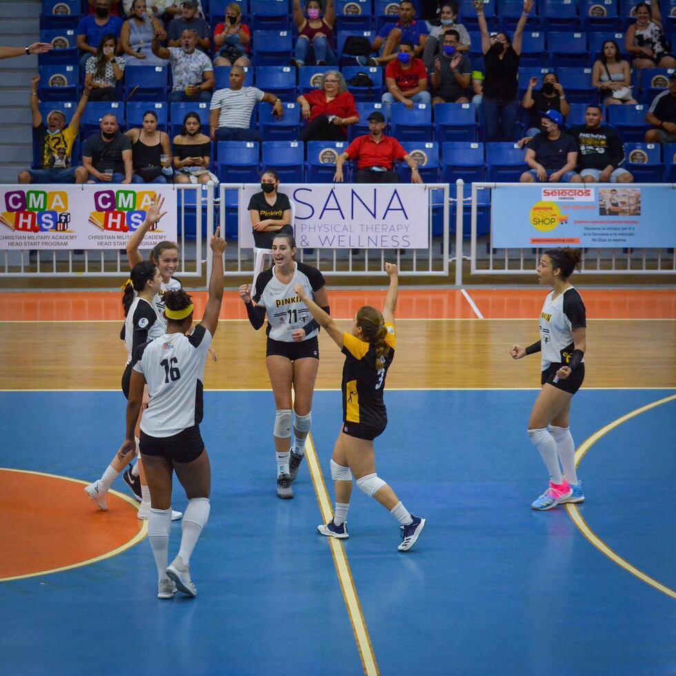 Las Pinkin de Corozal están quintas en la tabla de posiciones del Voleibol Superior Femenino.