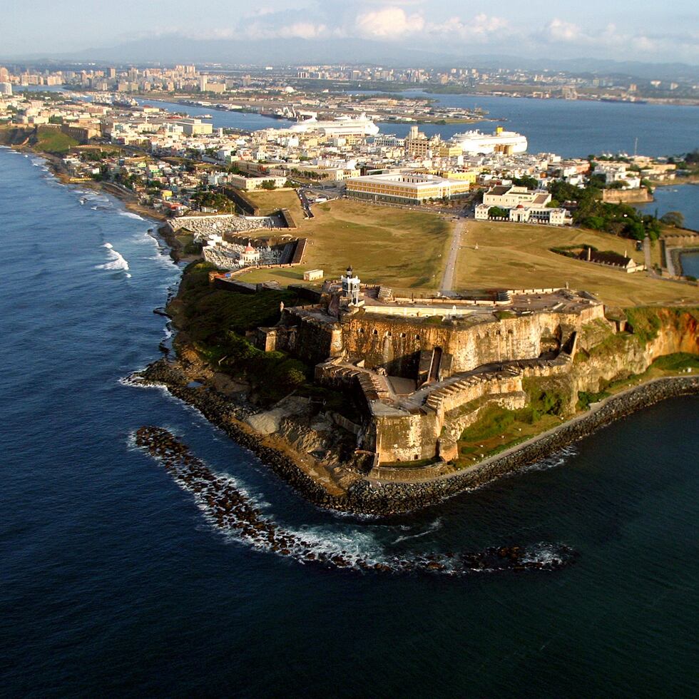 Aunque volver a Puerto Rico es uno de los mayores anhelos de la gran mayoría de la diáspora, muy pocos tienen la oportunidad de conseguir un empleo bien remunerado, que iguale o mejore las condiciones laborales que tienen fuera del país. Esta es una las razones por las que ConPRmetidos creó el programa El Comeback.