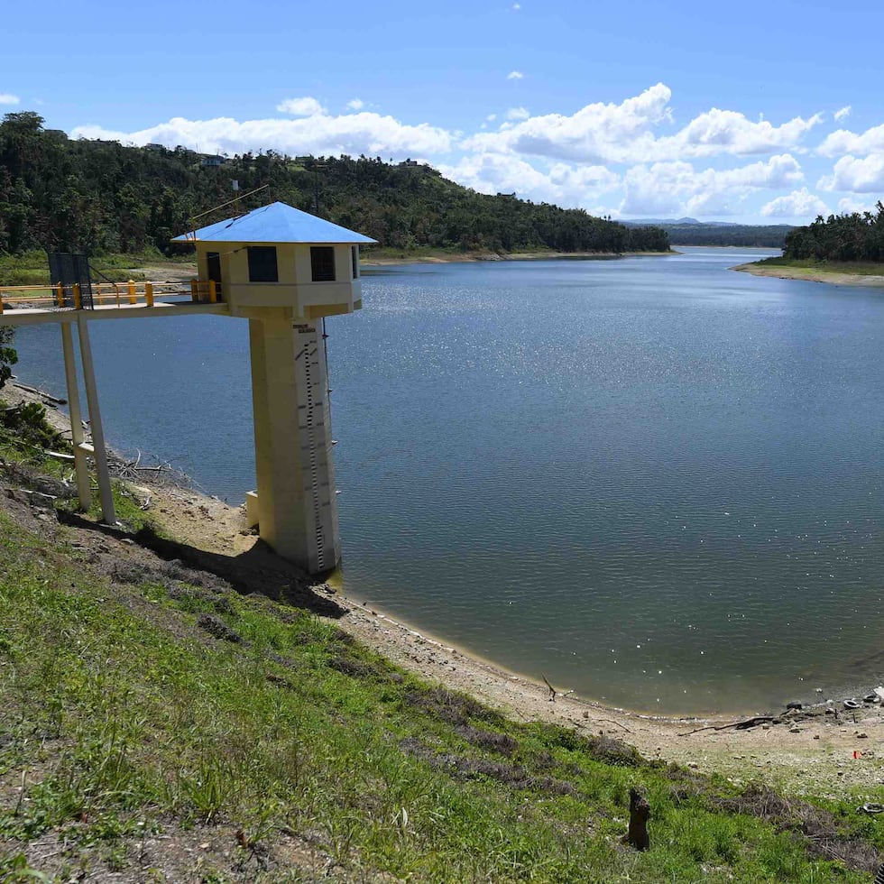 El embalse Guajataca sirve a entre 65,000 y 70,000 clientes.