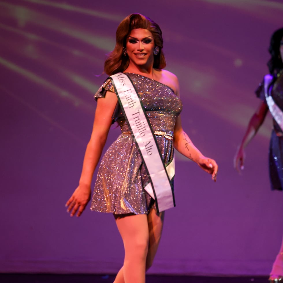 La candidata de Trujillo Alto, Tyra Minaj D’emerald, resultó la ganadora máxima del certamen.