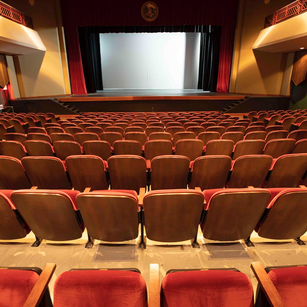 Los candidatos preseleccionados deberán estar disponible para audiciones presenciales en el Teatro Francisco Arriví, en Santurce.