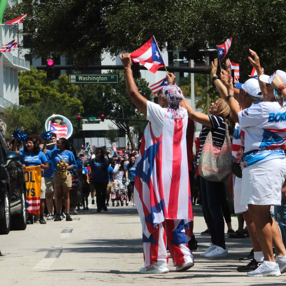 Desfile puertorriqueño en Florida.