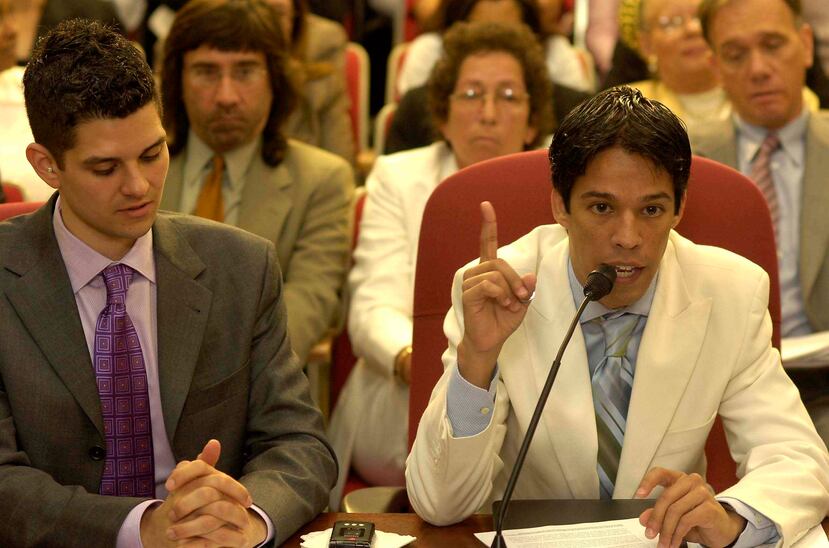 Pedro Julio Serrano dijo que tanto el nuevo presidente del PNP y candidato a gobernador, Ricardo Rosselló, como su colectividad son "enemigos de la comunidad LGBTT".