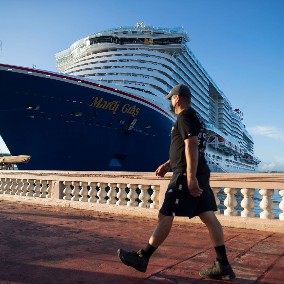 3 de agosto del 2021
San Juan, Puerto Rico 
Muelles de San Juan
Llegada del crucero Mardi Gras, la primera embarcación luego de la paralización de esta industria a causa de la pandemia. 
Teresa Canino Rivera/STAFF
teresa.canino@gfrmedia.com

