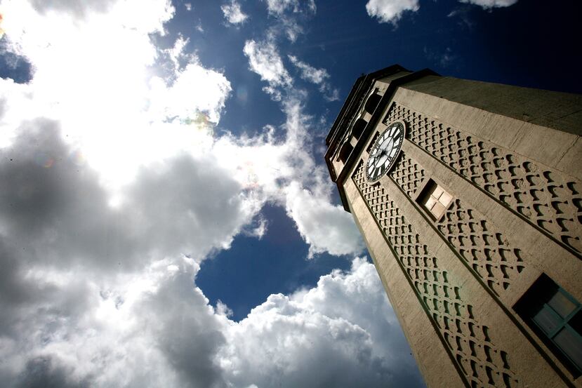 La torre de la UPR en Río Piedras.