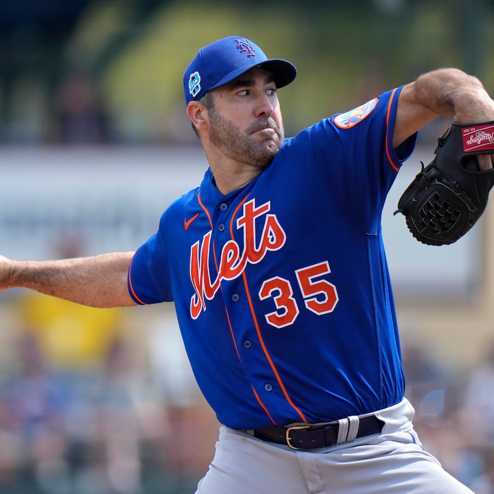 A sus 40 años, el derecho de los Mets, Justin Verlander, sigue lanzando a un alto nivel en las Mayores.