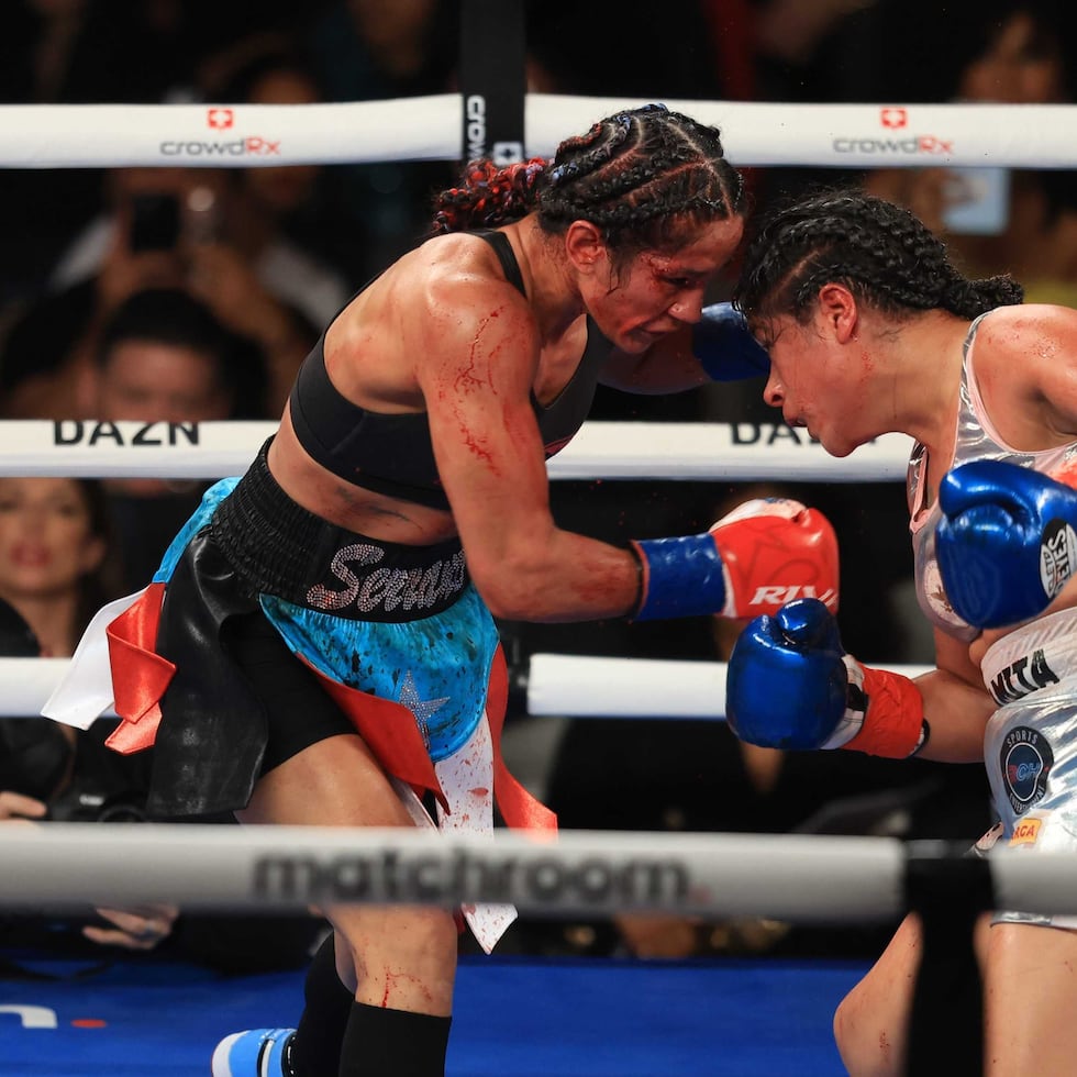 Amanda Serrano y Erika Cruz protagonizaron un entretenido y sangriento combate por el campeonato mundial indiscutible de las 126 libras en el Teatro Hulu del Madison Square Garden en Nueva York. 