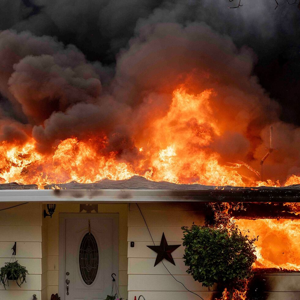 El fuego devastador en California