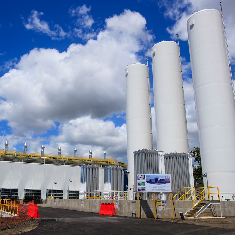El costo de la nueva planta de cogeneración de energía conllevará una inversión de $30 millones, que en unos meses le permitirá producir energía eficiente y agua helada a través de la utilización de gas natural como combustible.