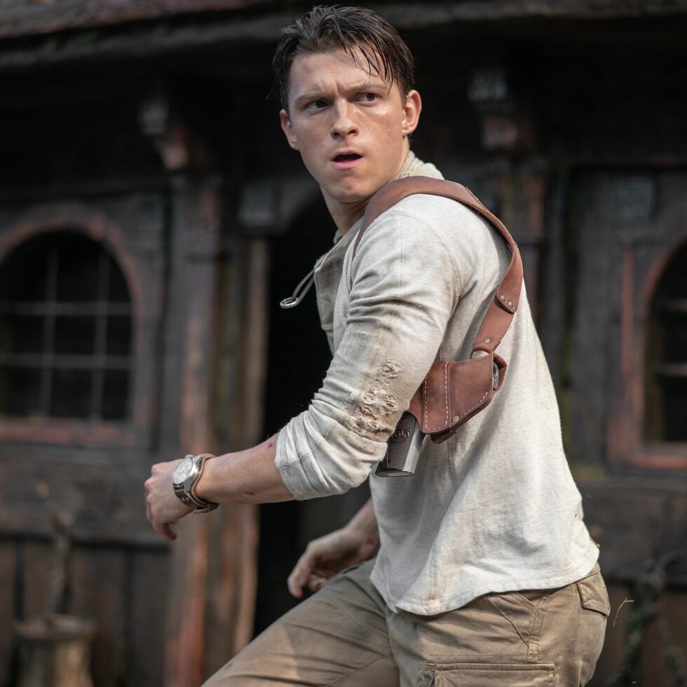 Tom Holland en una escena de "Unchartered".