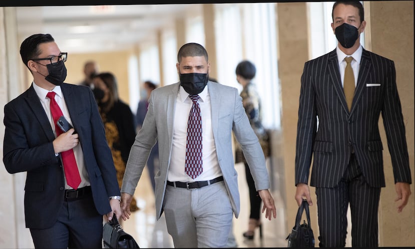 Juanma López en el tribunal para ver el caso en su contra por violencia de género.