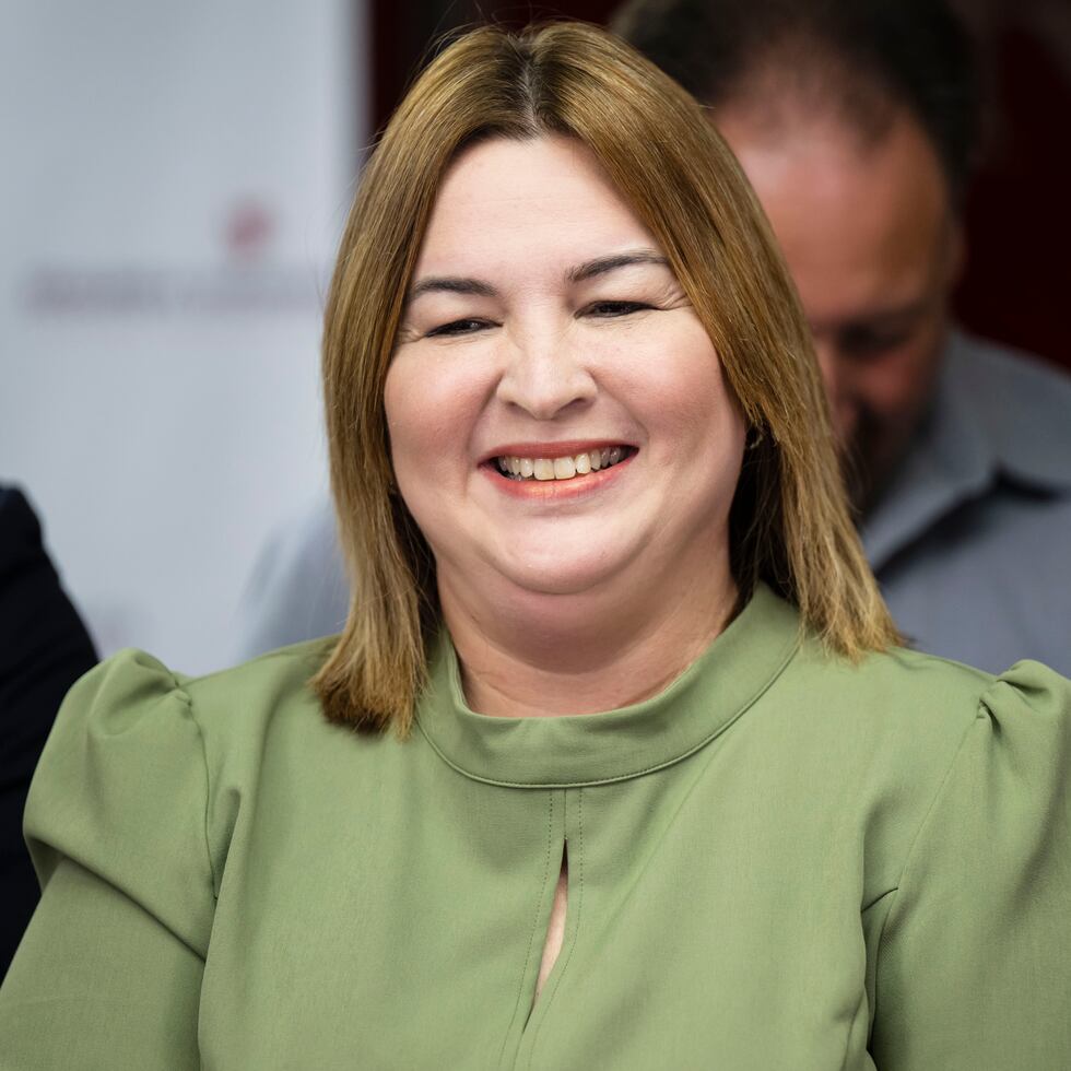 Migdalia González durante la conferencia de prensa.