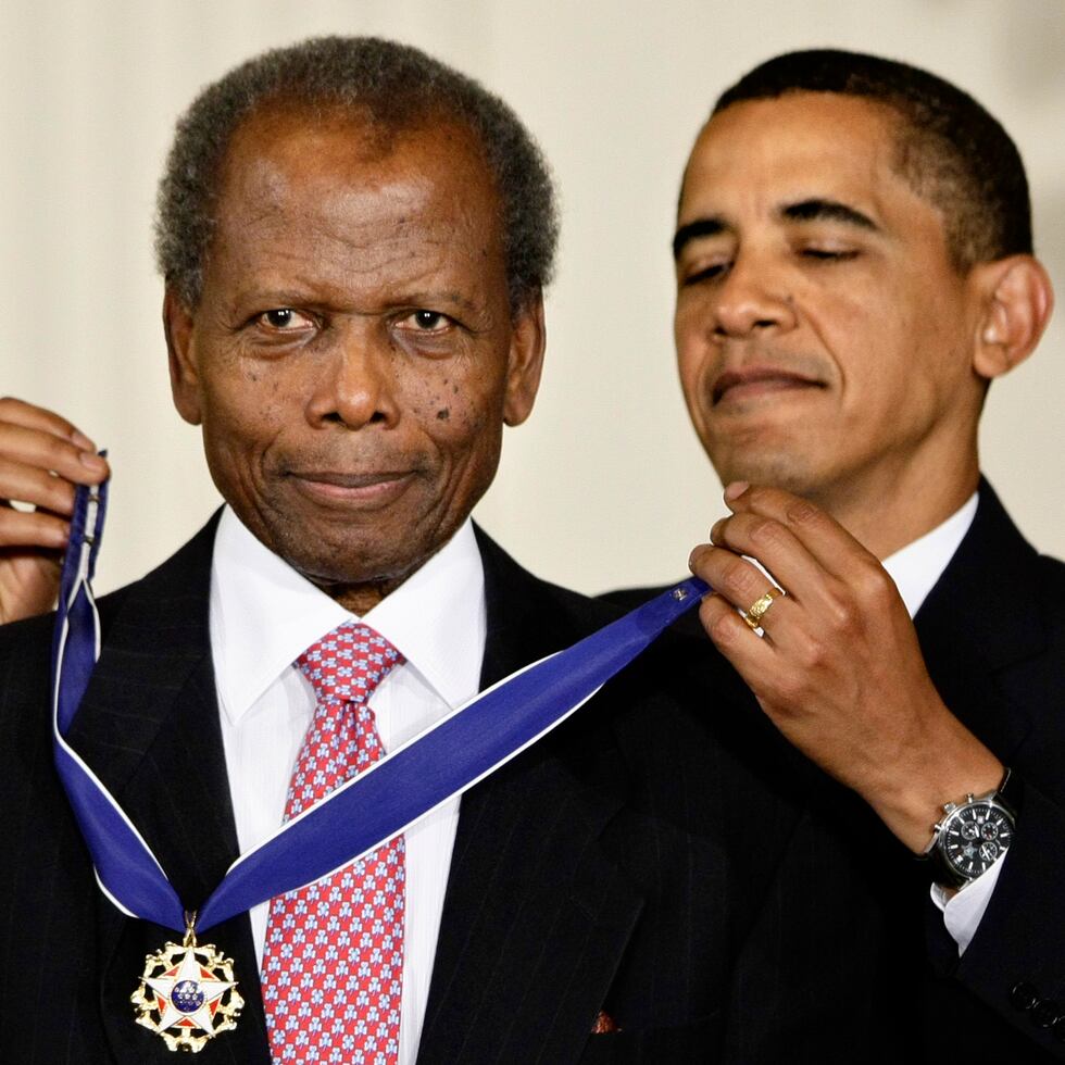 Barack Obama le otorgó en el 2009 la Medalla Presidencial de la Libertad. (AP Photo/J. Scott Applewhite, File)