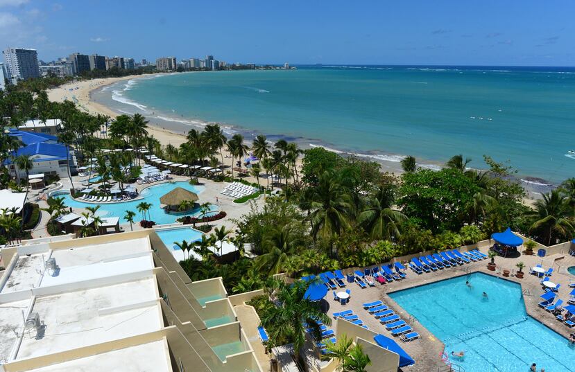 ESJ Azul conllevó una remodelación  del antiguo ESJ Towers en Isla Verde y ofrece espacios de “timeshare” y de hotel.