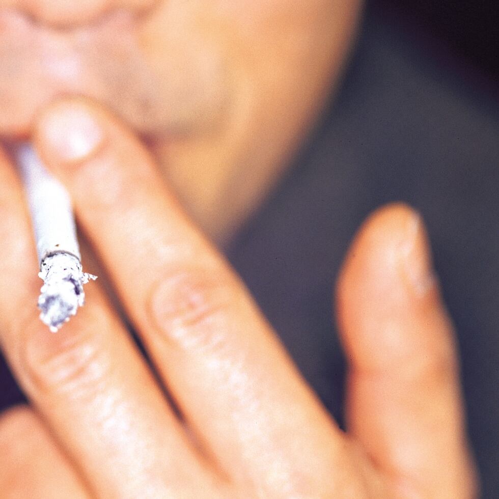 Casi el 20% de la población adulta del mundo fuma. (Shutterstock)