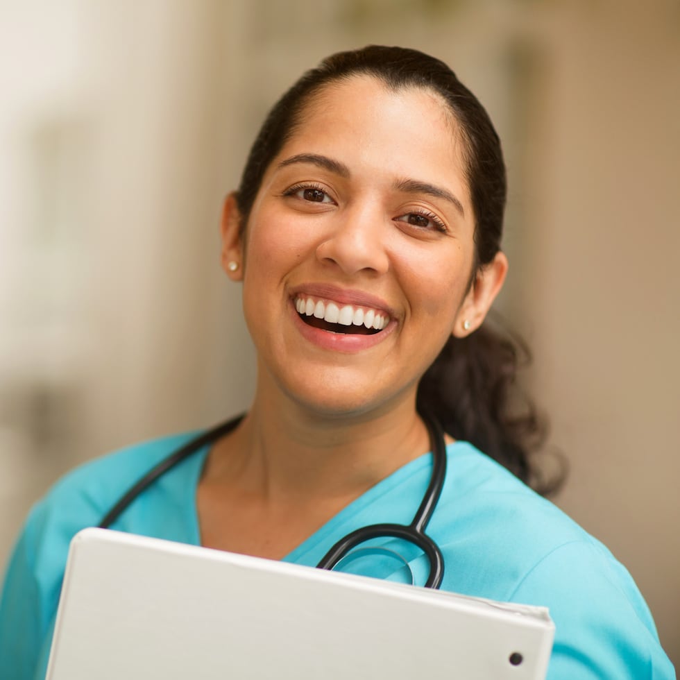 Atenas College continúa invirtiendo todos sus recursos en una educación especializada en el campo de la salud.