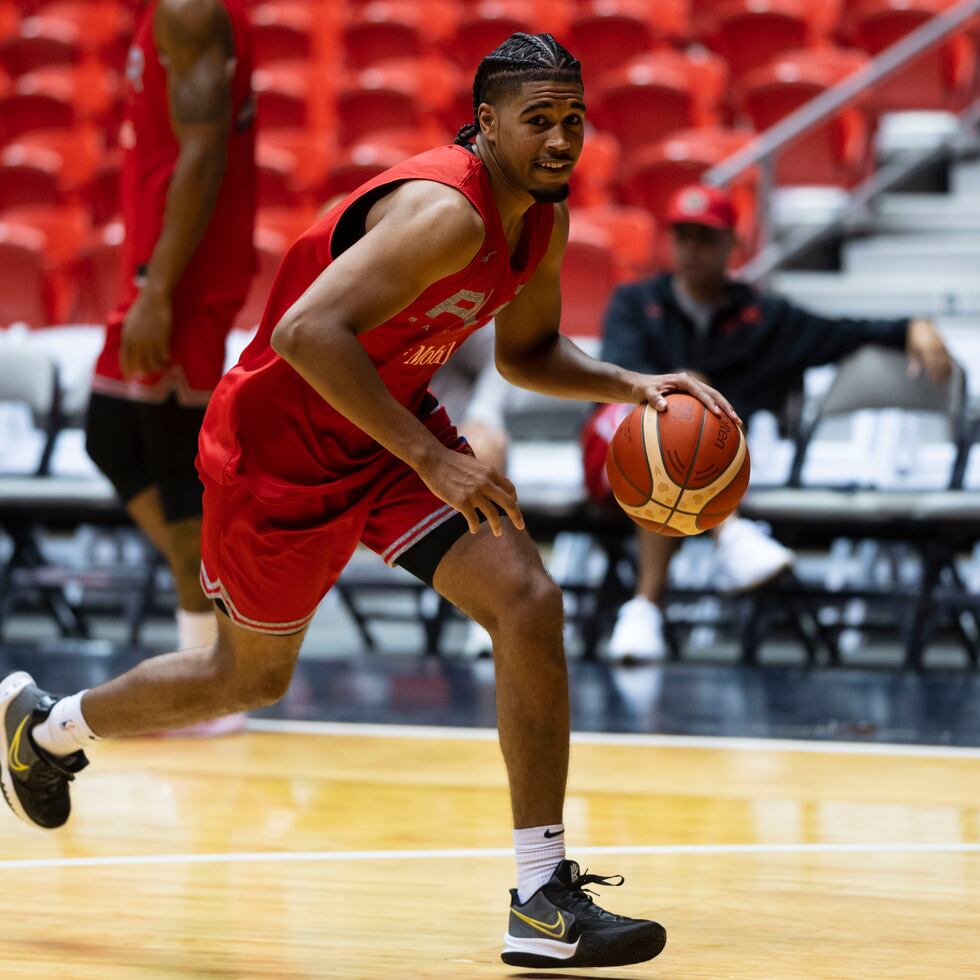 Uno de los debutantes y esperanzas del Equipo Nacional es el escolta y armador Ethan Thompson, cuyo hermano Stephen ya se había estrenado con el combinado adulto antes.