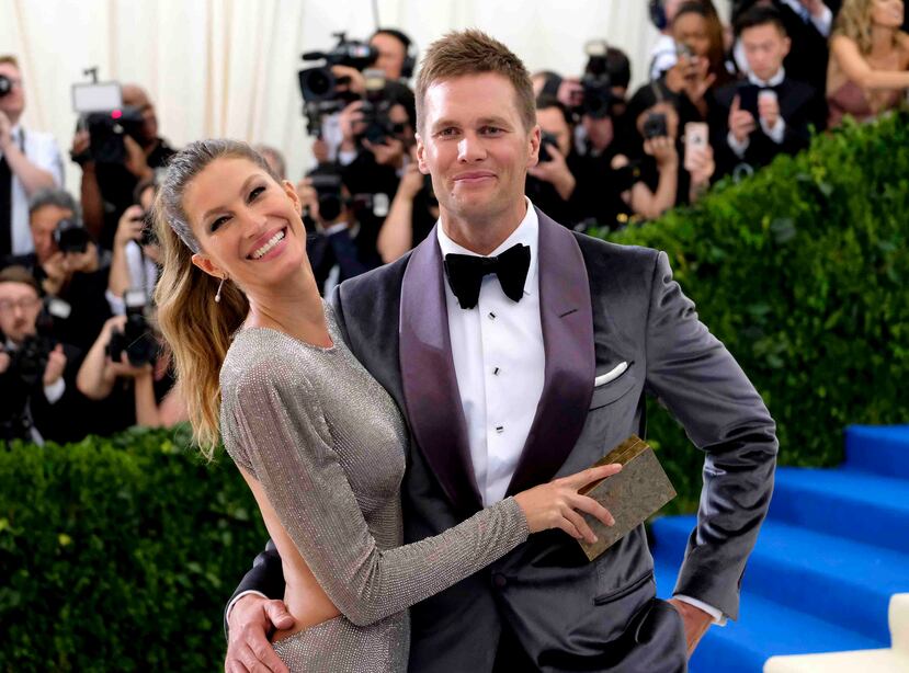 Gisele Bundchen y Tom Brady asistieron a la gala benéfica del Instituto del Vestido del Museo Metropolitano de Arte, en Nueva York. (AP)