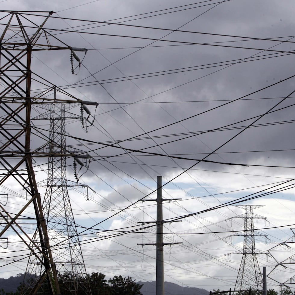 28 de enero del 2009,san juan,foto para ilustrar historia de la conferencia de prensa de parte de la autoridad de energia electrica donde alega que se perdie energia durante la trasmision 
foto por <<juan angel alicea mercado >>





 






