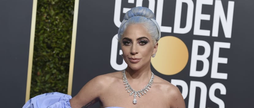 Lady Gaga lució un collar y pantallas de Tiffany's que fuero creados exclusivamente para ella. (AP)