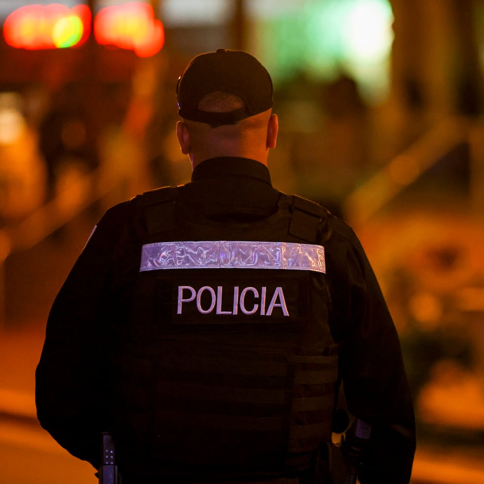 Los hechos fueron reportados a eso de las 3:35 de la madrugada de hoy, en un negocio ubicado en la calle Duffaut, en Santurce.