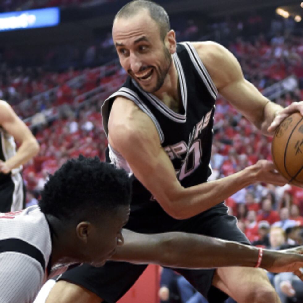 El argentino de los Spurs de San Antonio, Manu Ginobili, jugó en la NBA hasta 2018.