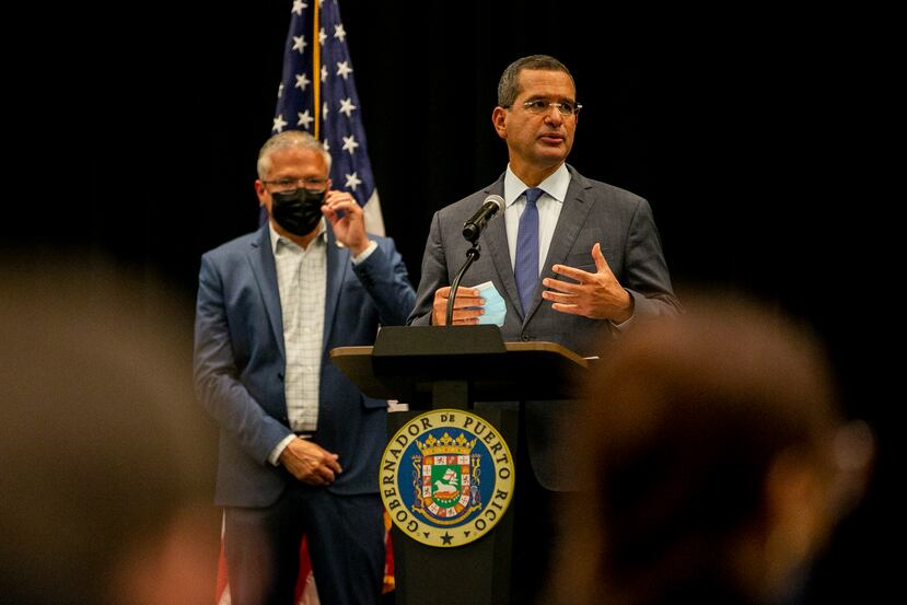 El gobernador Pedro Pierluisi durante la conferencia de prensa en la que dio detalles sobre el manejo de las inundaciones del fin de semana.