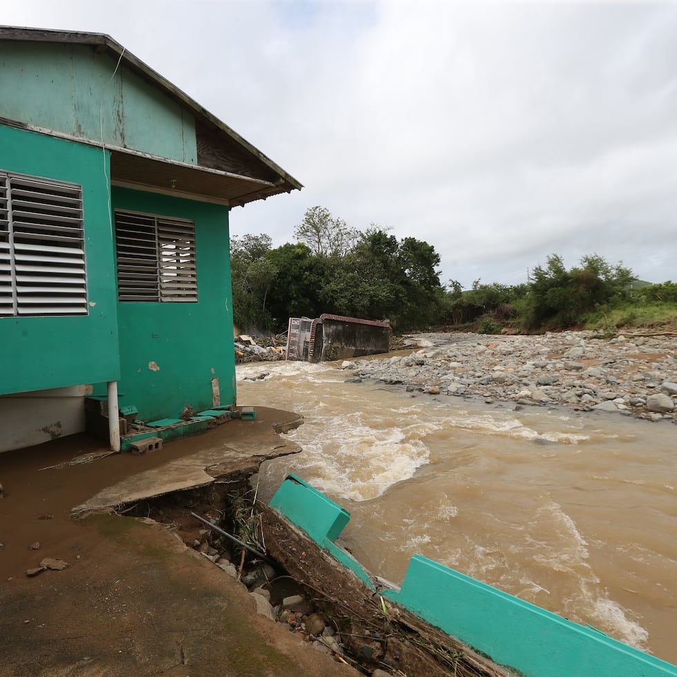 2022 09 20 . Embate del huracan Fiona en Guayama. En la foto, la comunidad Guamani, donde cinco casas y un carro fueron arrastradas por el rio Guamani. (alex.figueroa@gfrmedia.com)