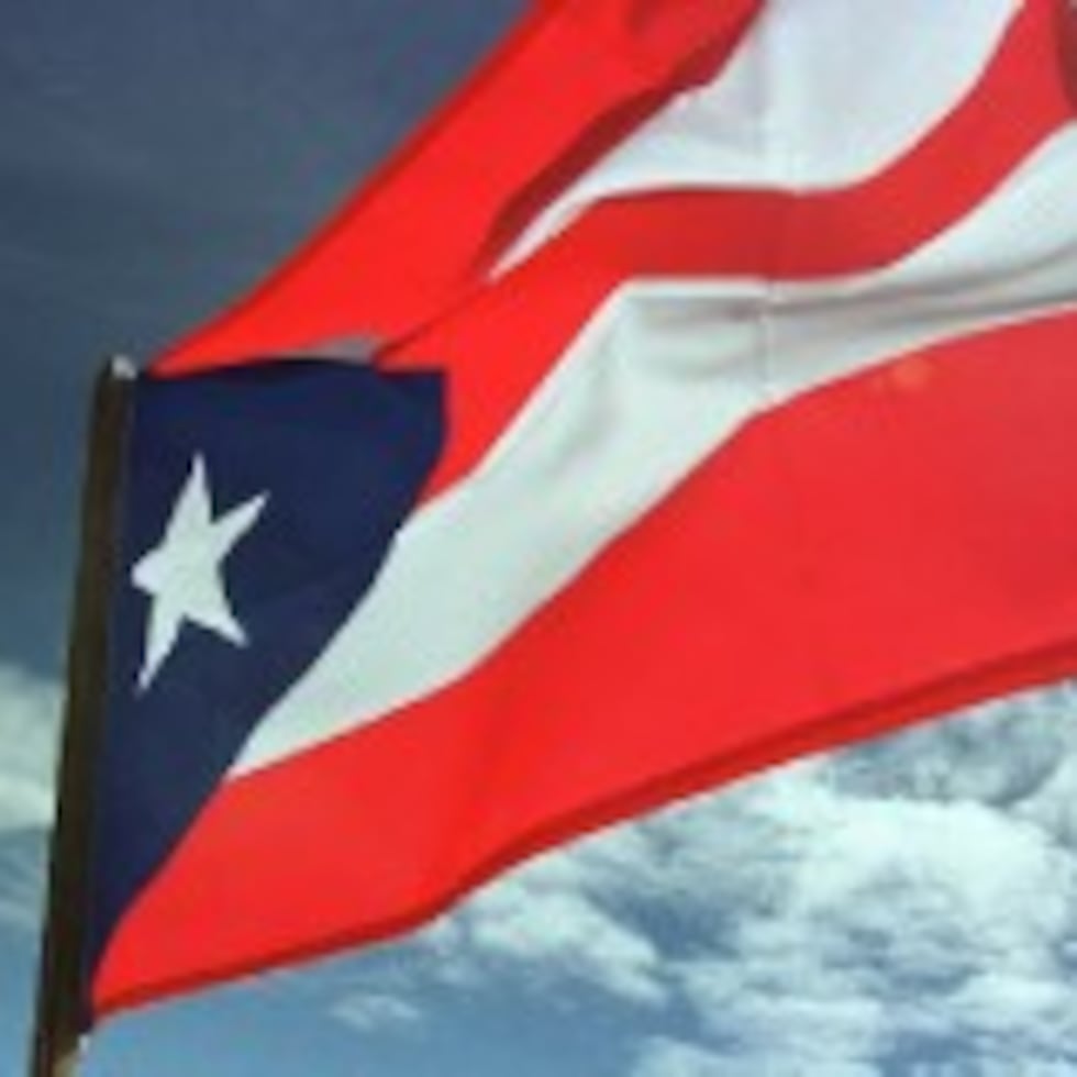 Puerto Rico está tratando de recuperarse de una recesión de casi ocho años, su deuda pública rondó este año los $70,000 millones y sus cifras de desempleo superan a las del territorio continental. (Archivo)