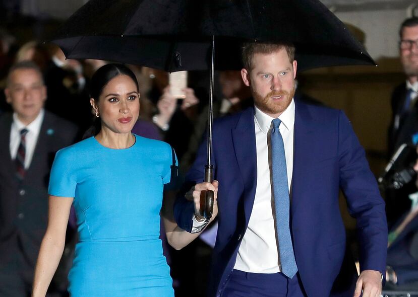 La pareja alega en la demanda que no conoce la identidad de quienes tomaron las fotos ni de sus vendedores. (Foto: AP)