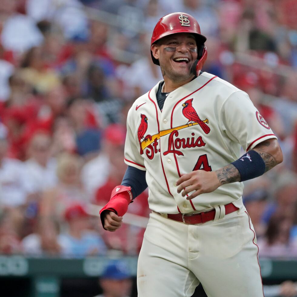 Yadier Molina devengará $10 millones en la temporada del 2022 con los Cardinals de San Luis.