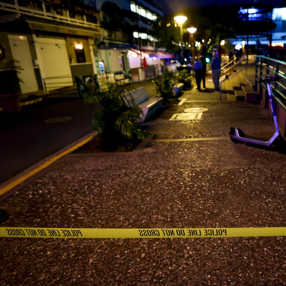Escena del asesinato ocurrido el martes en la Placita de Santurce.