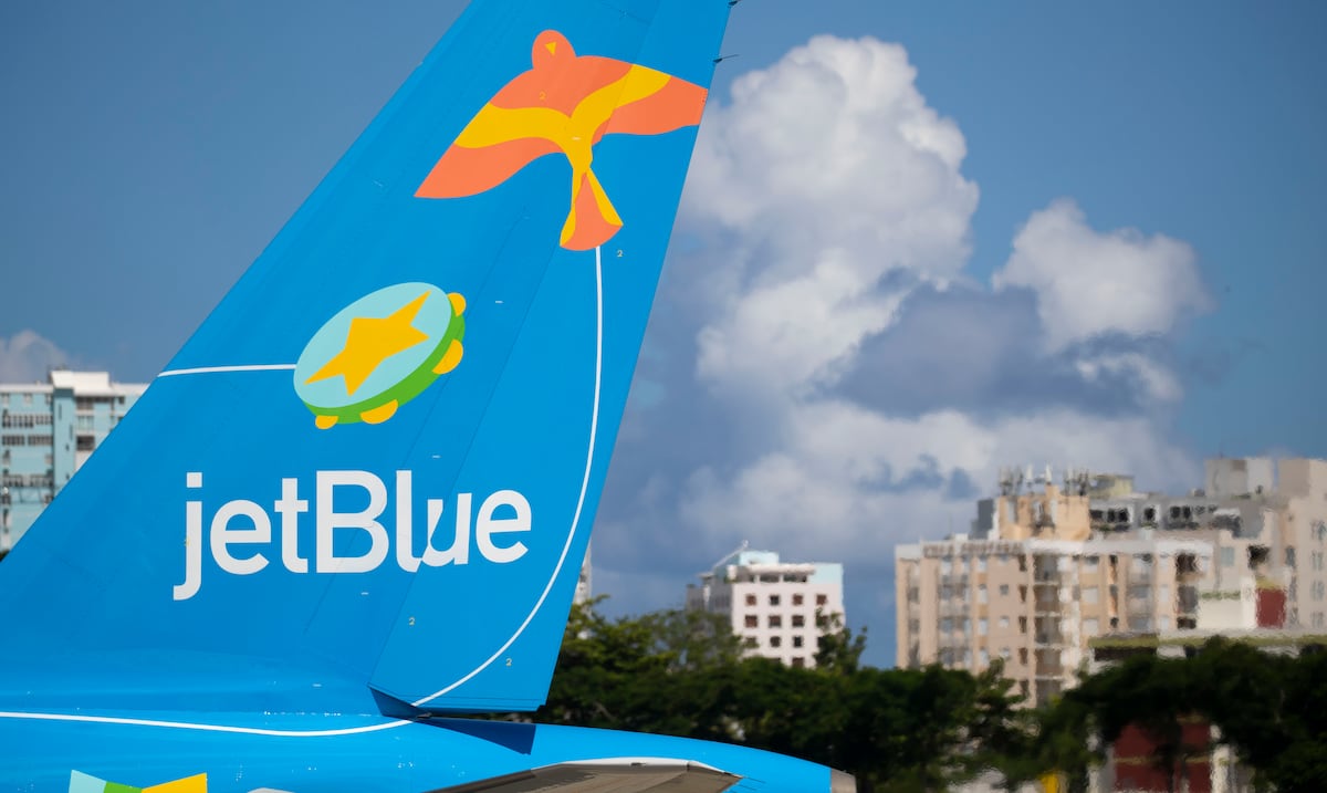 JetBlue will offer up to 0 off