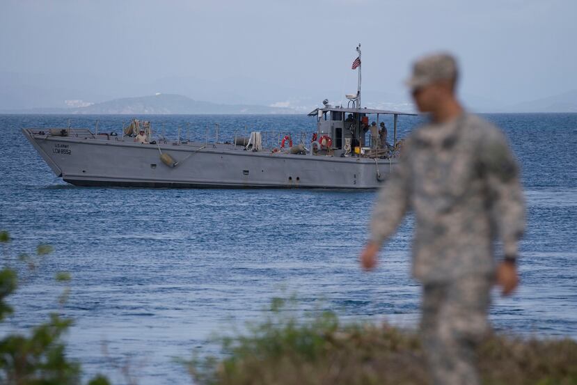La Marina estadounidense alegó recientemente que no cuenta con tecnología para limpiar las aguas en Vieques, en las que se practicaba con bombas. (Archivo / GFR Media)